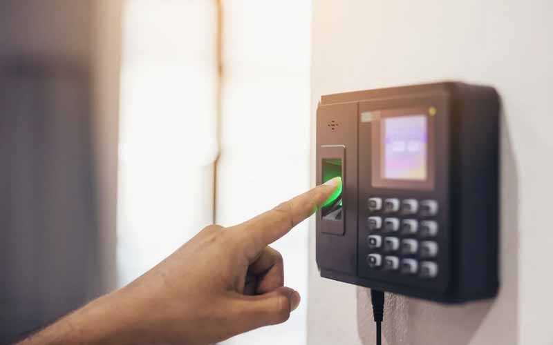 نحوه کار دستگاه حضور و غیاب اثر انگشتی چگونه است؟